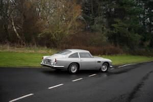 Usata Aston Martin DB5 286 CV (210 kW) 1964 Argento Coupé