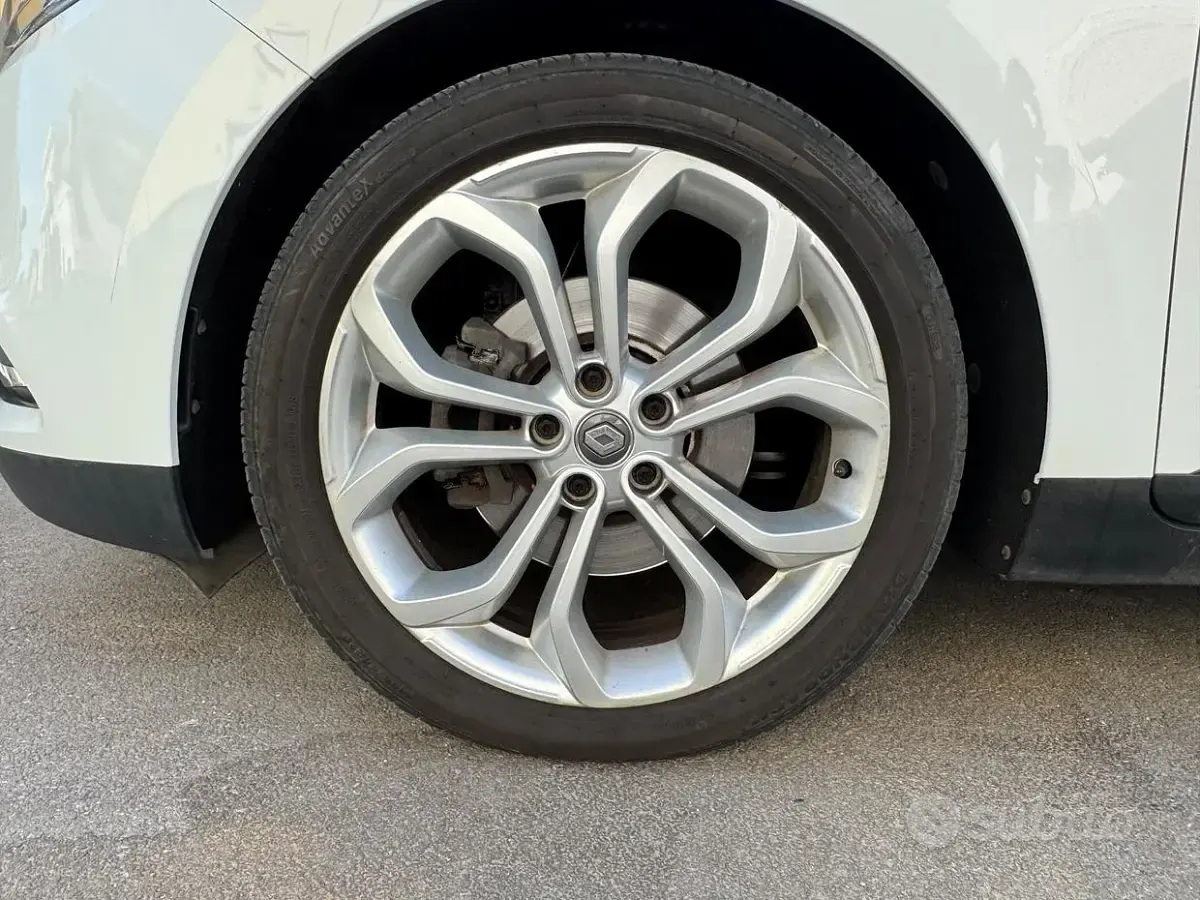 Usata Renault Scénic IV 95 CV (69 kW) 2018 Bianco Monovolume
