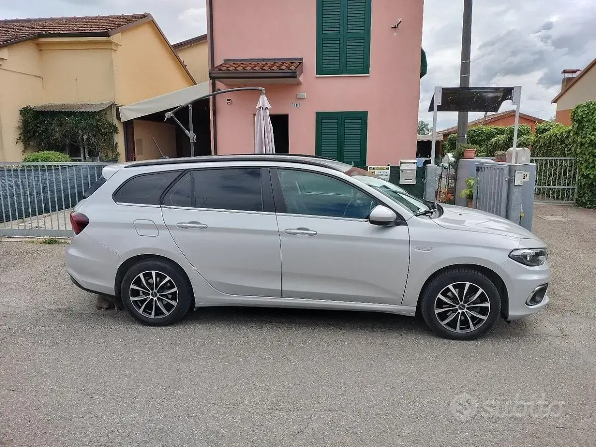 Usata Fiat Tipo 120 CV (88 kW) 2019 Station wagon