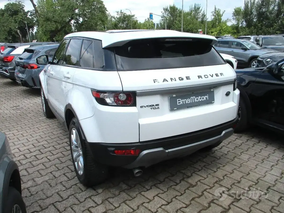 Usata Land Rover Range Rover evoque Prestige 150 CV (110 kW) 2014 Bianco SUV