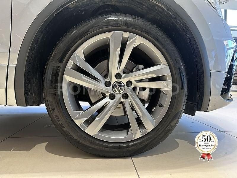 Usata VW Tiguan Allspace R-line 150 CV (110 kW) 2023 Grigio SUV