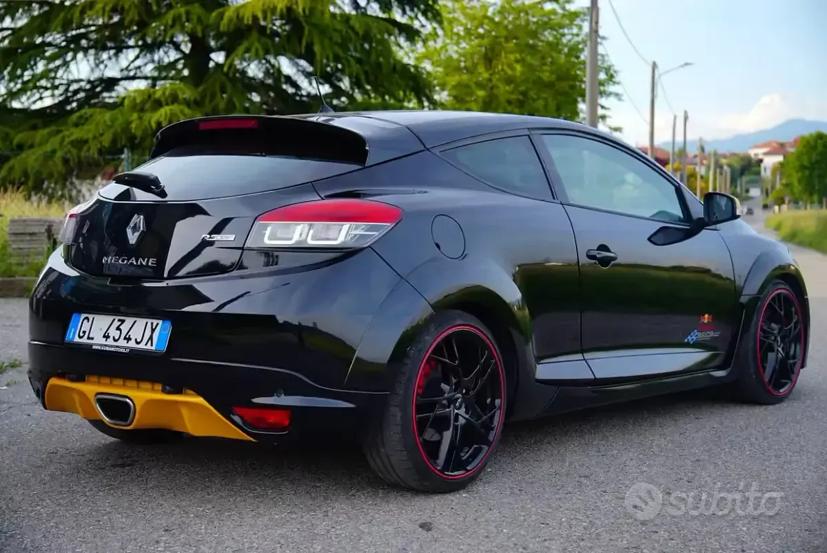 Usata Renault Mégane Coupé R.S. 265 CV (194 kW) 2012 Nero Coupé