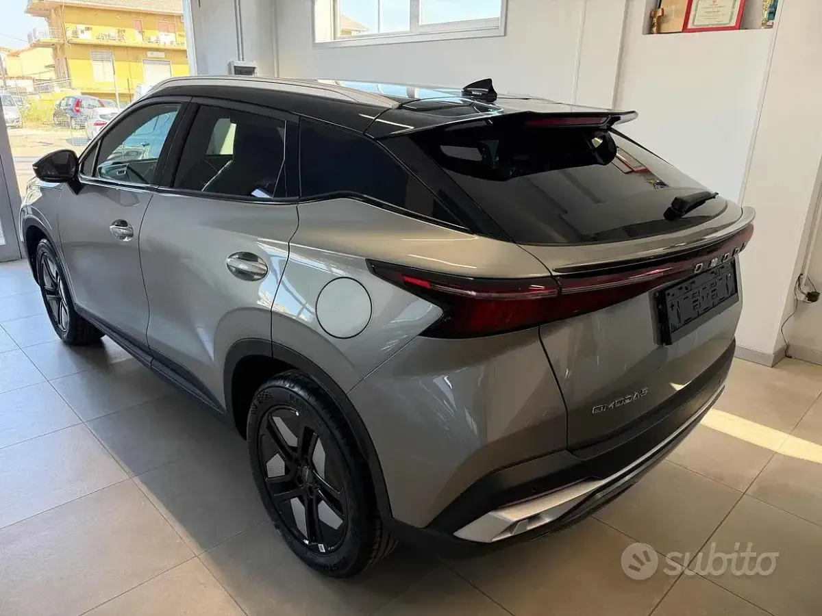 Nuova Omoda 5 147 CV (108 kW) 2026 Grigio SUV