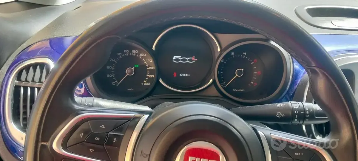 Begagnad Fiat 500L Cross 95 HK (69 kW) 2019 Minibuss