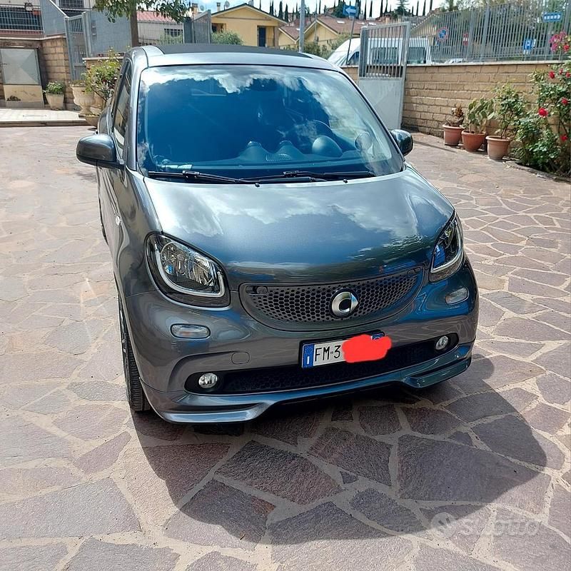 Usata Smart ForFour 2018 Nero Utilitaria