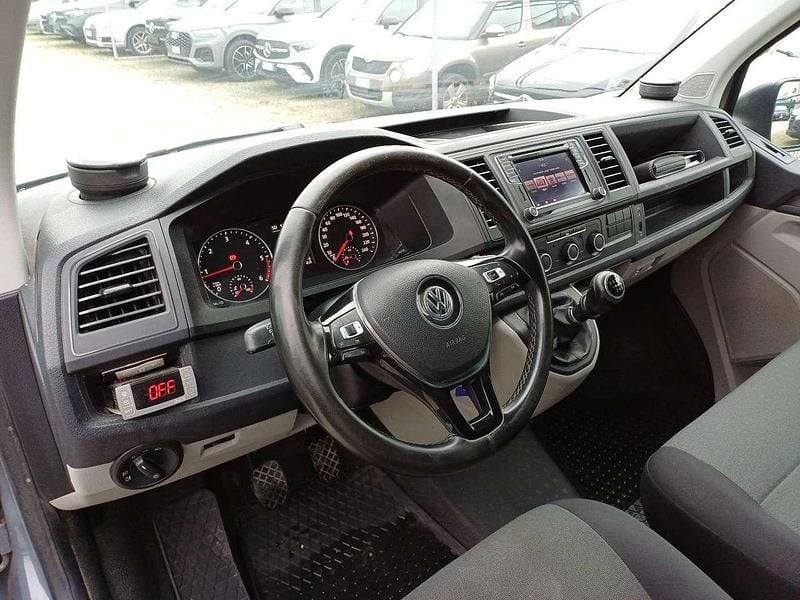 Usata VW Transporter Business 150 CV (110 kW) 2018 Grigio Furgone