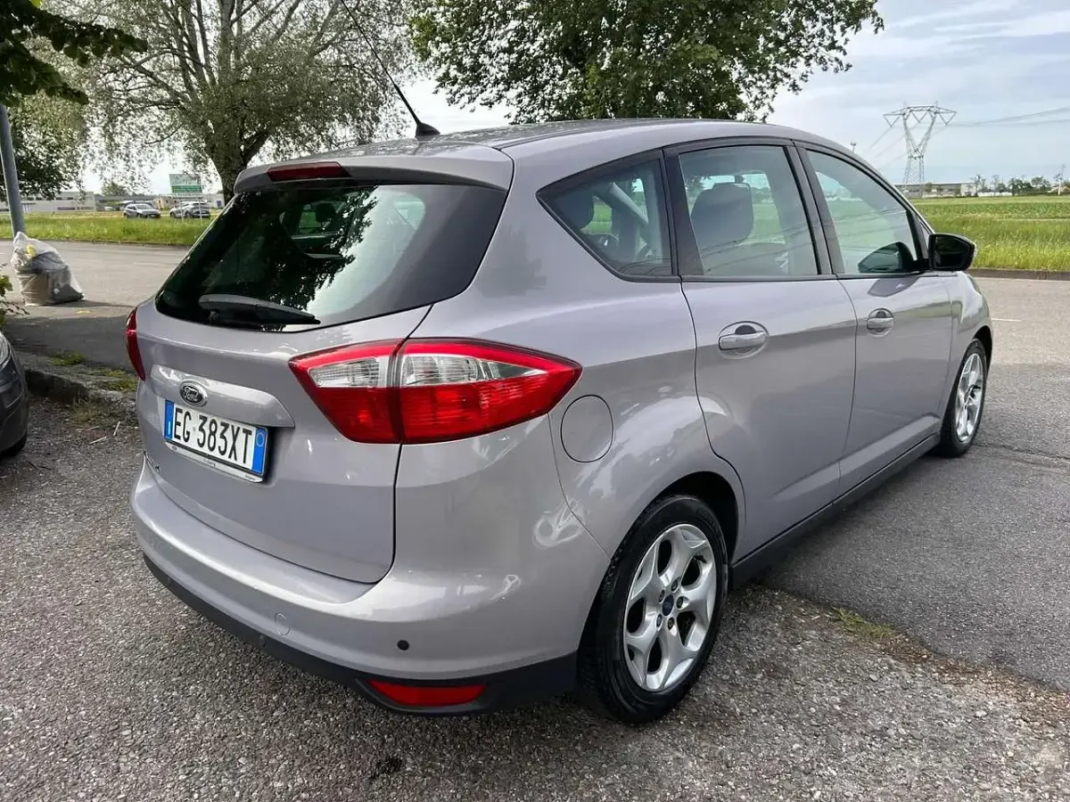 Usata Ford C-MAX 125 CV (91 kW) 2011 Grigio Monovolume