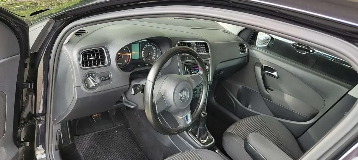 Usata VW Polo Highline 90 CV (66 kW) 2012 Utilitaria