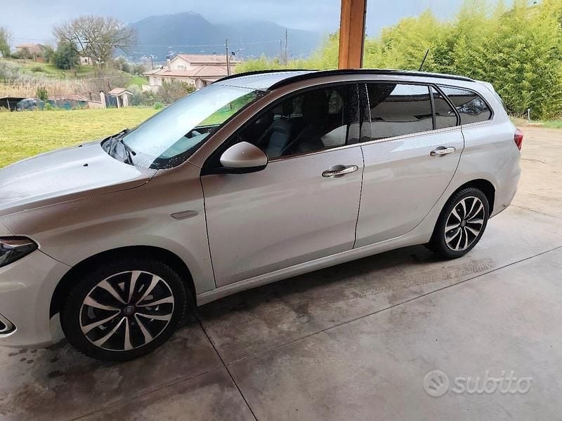 Usata Fiat Tipo Lounge 120 CV (88 kW) 2019 Grigio Station wagon