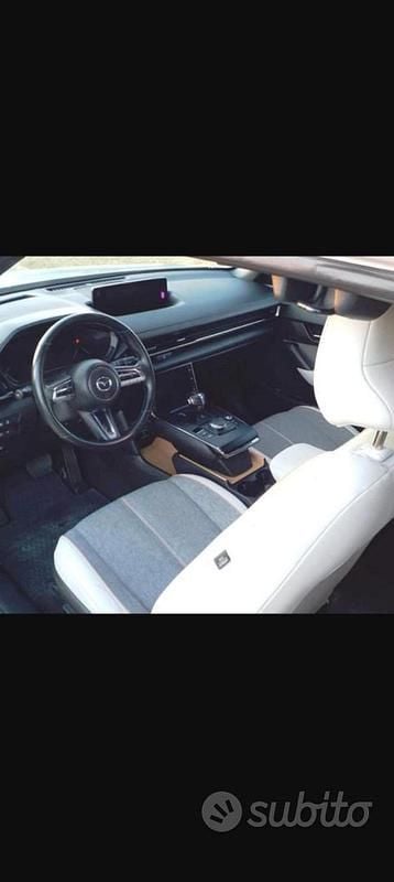 Usata Mazda MX30 Exclusive 80 kW (110 CV) 2021 Bianco SUV