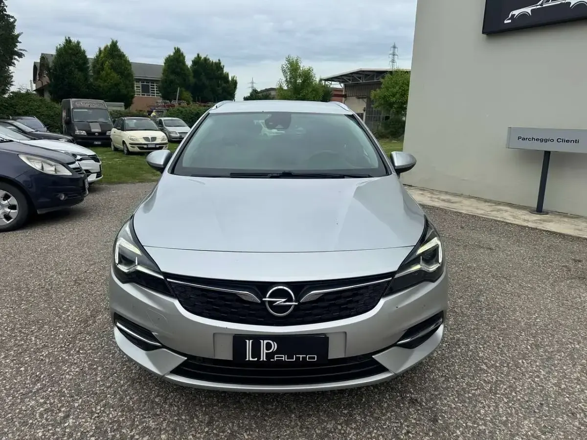Usata Opel Astra GS Line 122 CV (89 kW) 2020 Argento Station wagon