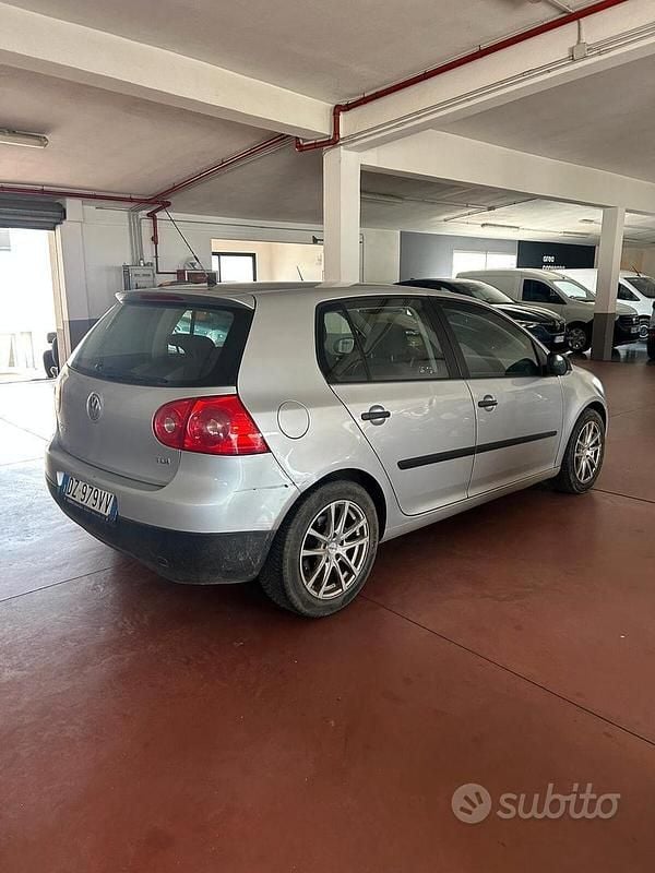 Usata VW Golf VI GT 104 CV (76 kW) 2008 Grigio Utilitaria