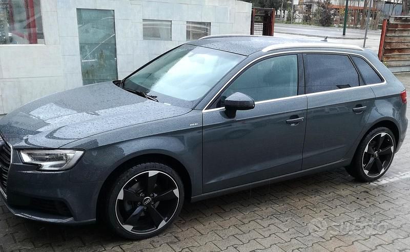 Usata Audi A3 Ambiente 110 CV (80 kW) 2016 Grigio Berlina