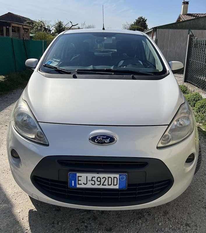 Begagnad Ford Ka Titanium 69 HK (50 kW) 2011 Halvkombi
