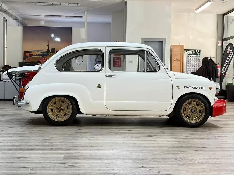 Usata Fiat 600D Abarth 32 CV (23 kW) 1960 Bianco Berlina