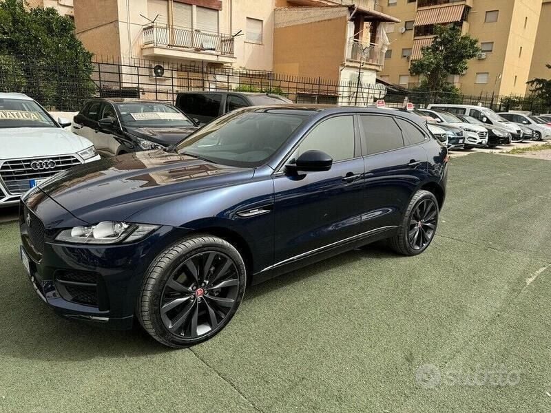 Blu Usata 2018 Jaguar F-Pace SUV | 23.500 € (Cara) - Immagine 1/4