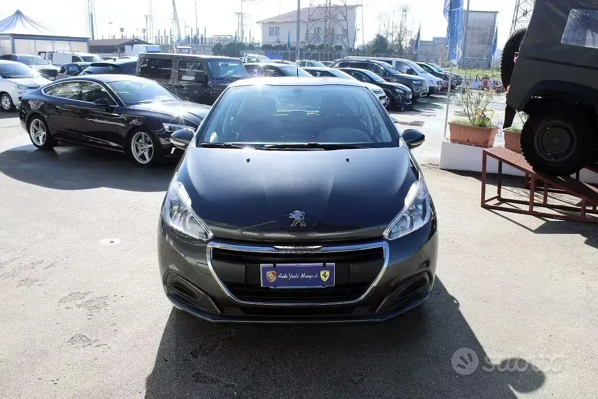 Usata Peugeot 208 Allure 75 CV (55 kW) 2016 Grigio Utilitaria