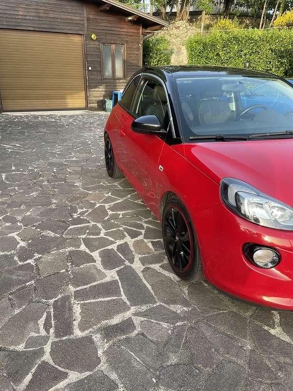 Usata 2015 Opel Adam Slam Due volumi | 6600 € (Buon prezzo) - Immagine 1/4