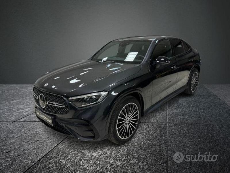 Grigio grafite Usata 2024 Mercedes GLC220 AMG line Coupé | 69.500 € (Cara) - Immagine 1/4