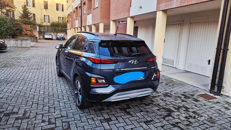 Usata Hyundai Kona 120 CV (88 kW) 2017 Grigio SUV