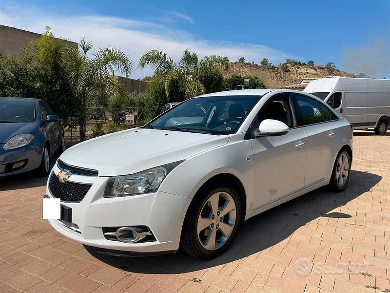Usata Chevrolet Cruze 150 CV (110 kW) 2011 Bianco Berlina