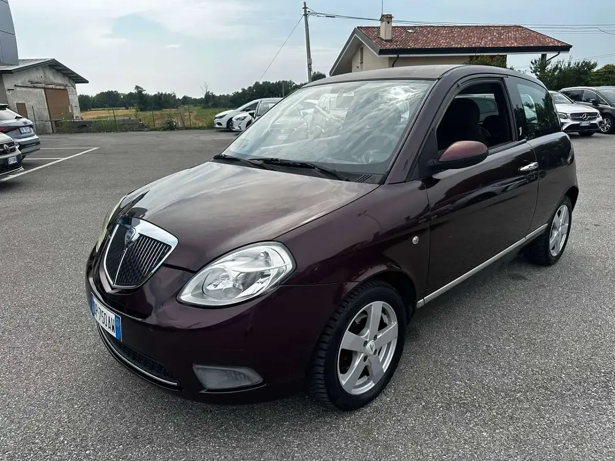 Usata Lancia Ypsilon 60 CV (44 kW) 2008 Utilitaria