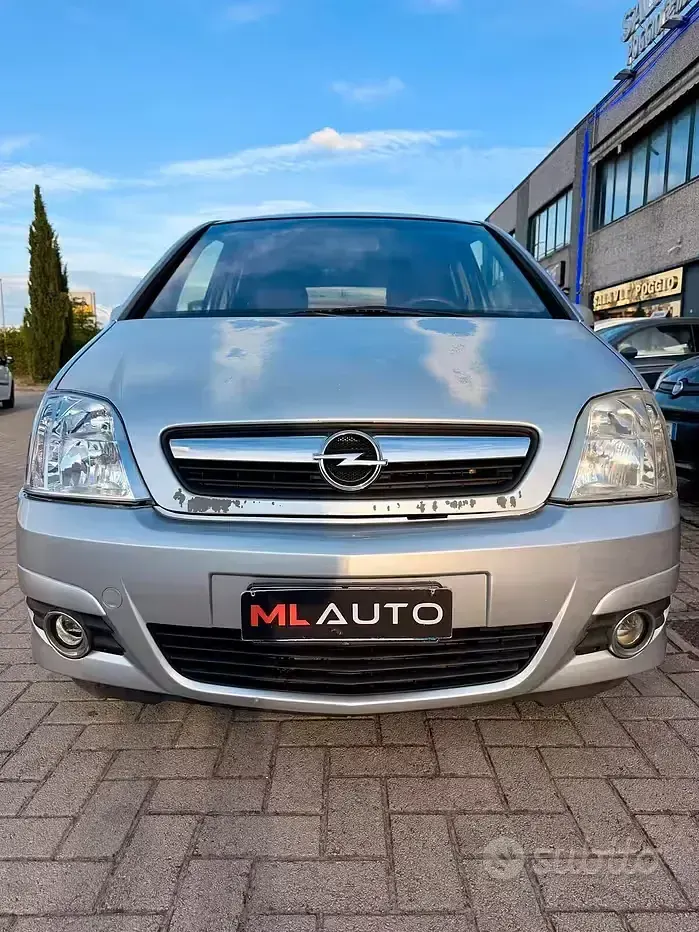 Usata Opel Meriva Cosmo 101 CV (74 kW) 2008 Grigio Monovolume