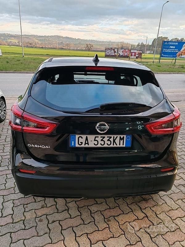 Usata Nissan Qashqai Acenta 116 CV (85 kW) 2020 Nero SUV