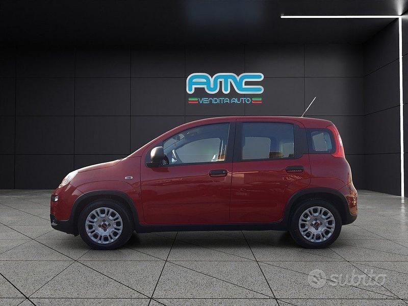 Usata Fiat Panda S 69 CV (50 kW) 2024 Rosso Berlina