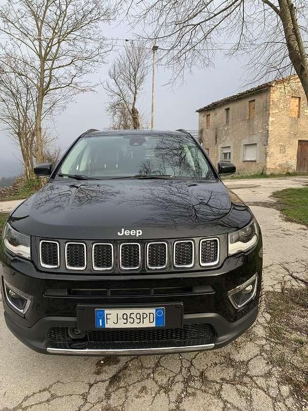 Usata Jeep Compass Limited 140 CV (102 kW) 2017 SUV