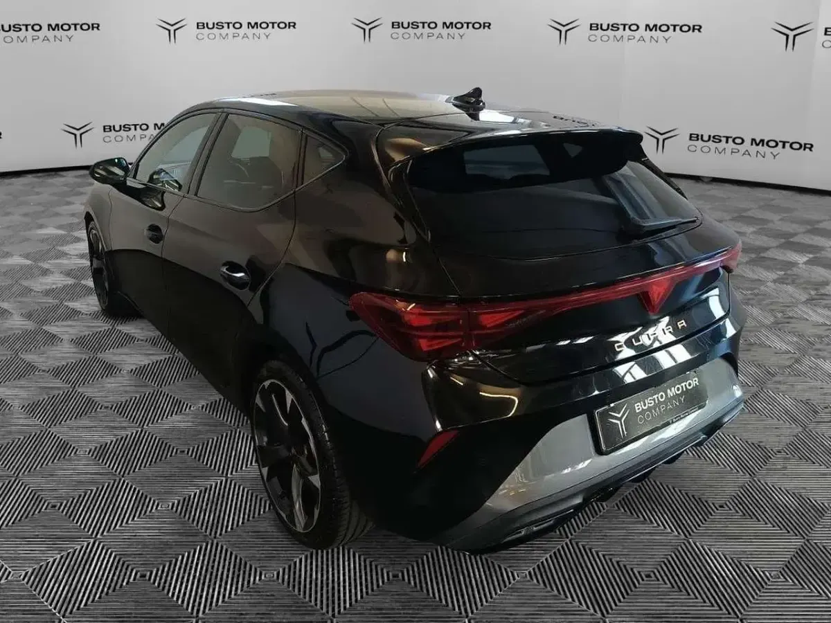 Usata Cupra Leon 150 CV (110 kW) 2025 Nero / metallizzato Berlina