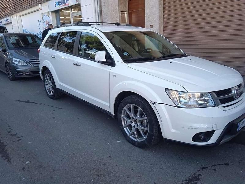 Usata Fiat Freemont Lounge 170 CV (125 kW) 2012 Bianco SUV