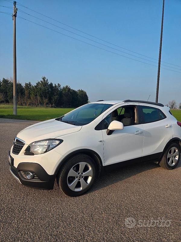 Usata Opel Mokka Cosmo 140 CV (102 kW) 2015 Bianco SUV