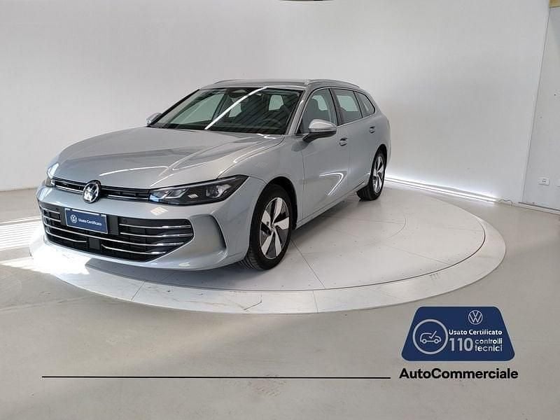 Usata VW Passat Business 150 CV (110 kW) 2024 Argento Station wagon