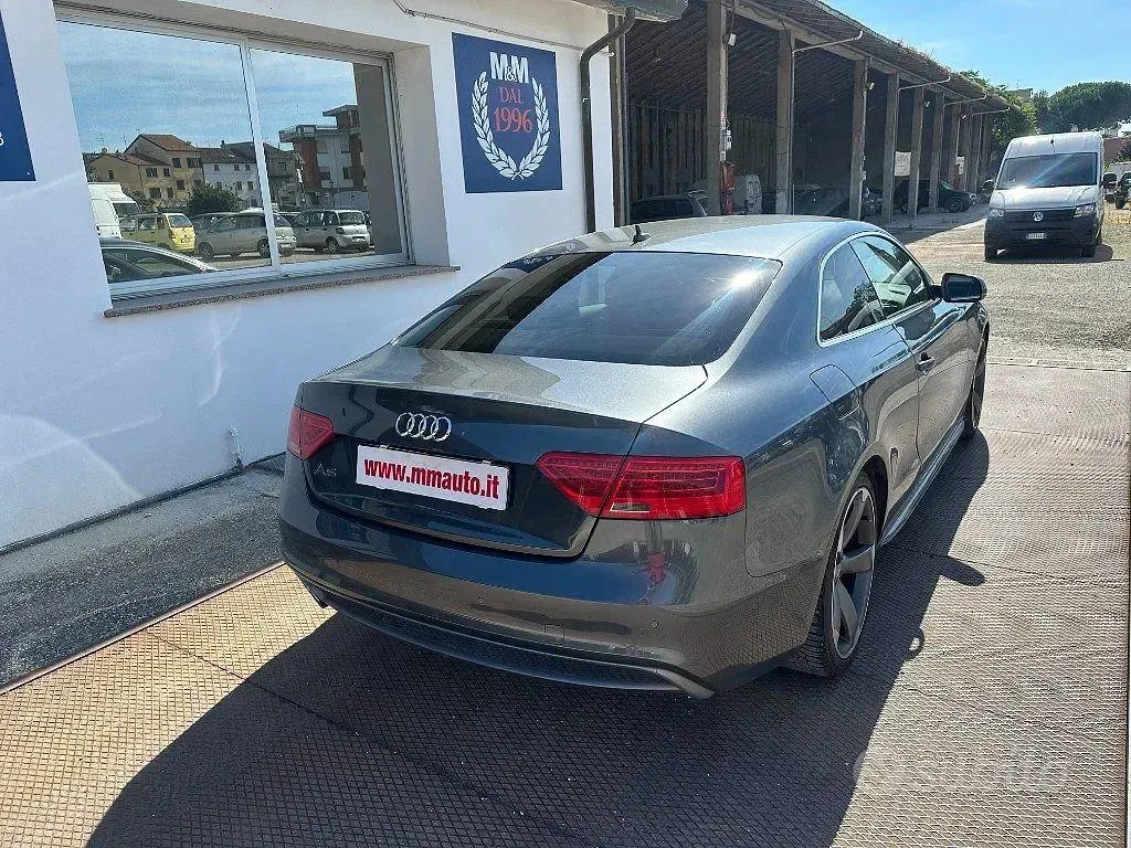 Usata Audi A5 S-Line 190 CV (139 kW) 2015 Grigio Coupé