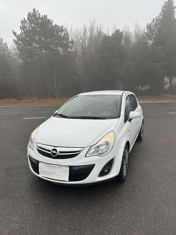 Usata Opel Corsa 86 CV (63 kW) 2013 Bianco Utilitaria
