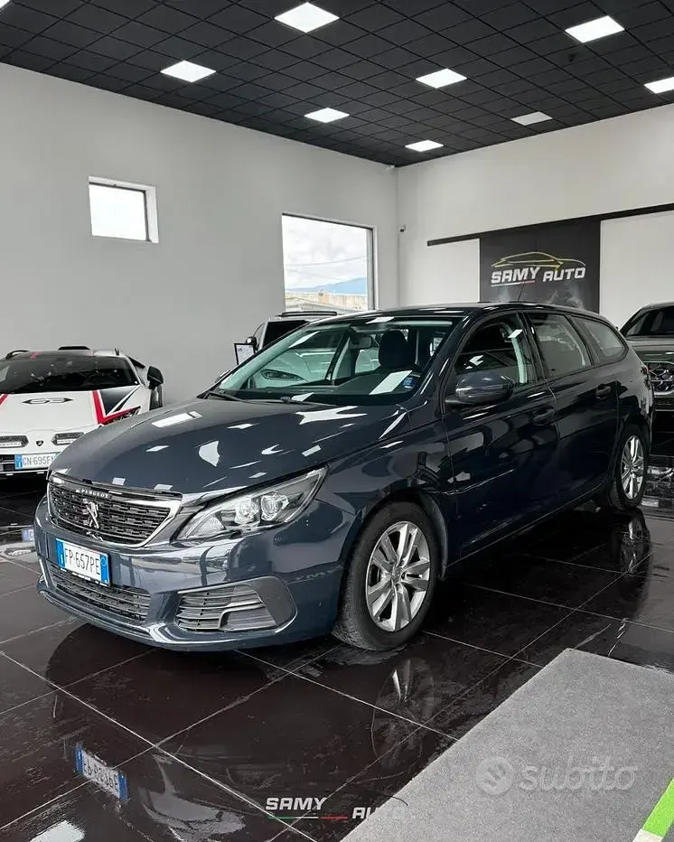 Usata Peugeot 308 Business-Line 99 CV (72 kW) 2018 Blu Berlina