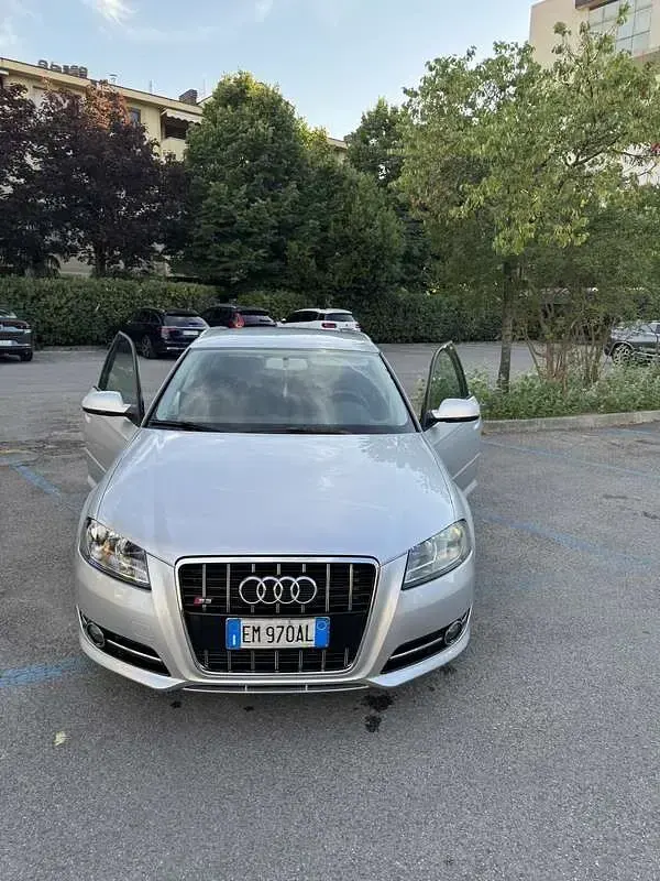 Usata Audi A3 Ambiente 90 CV (66 kW) 2012 Utilitaria