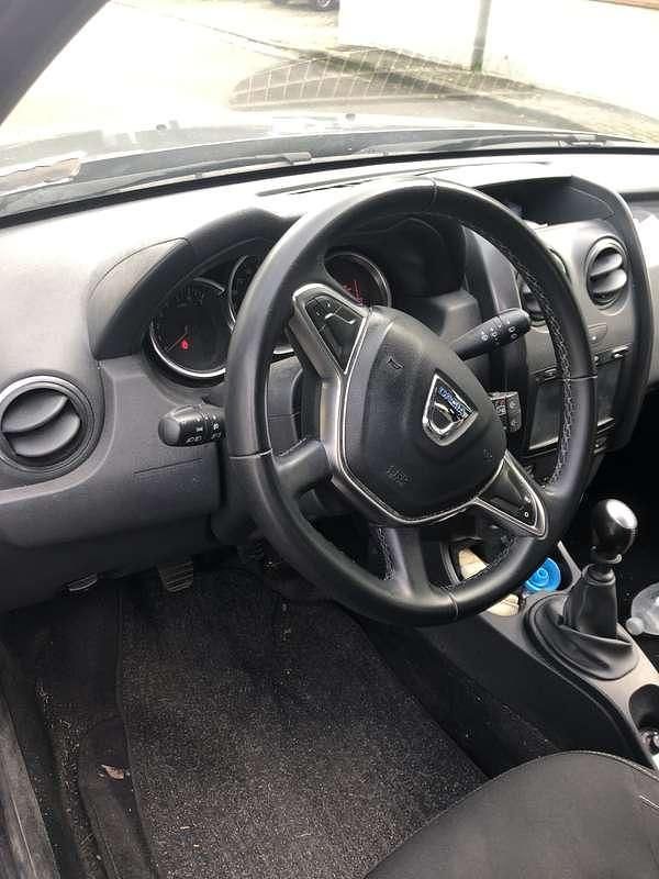 Usata Dacia Duster 109 CV (80 kW) 2018 Grigio SUV