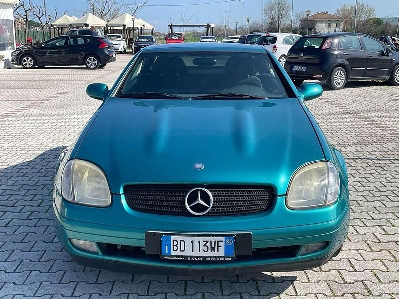 Usata Mercedes SLK200 136 CV (100 kW) 1998 Blu/azzurro Cabrio