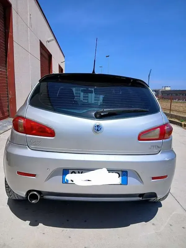 Usata Alfa Romeo 147 Exclusive 120 CV (88 kW) 2006 Utilitaria