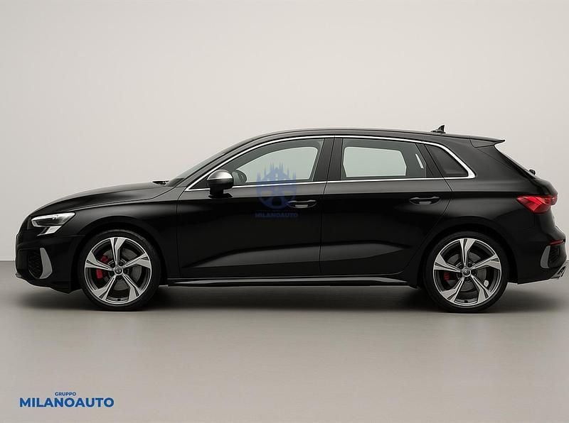 Usata Audi S3 Sportback Ambiente 333 CV (244 kW) 2024 Nero Utilitaria