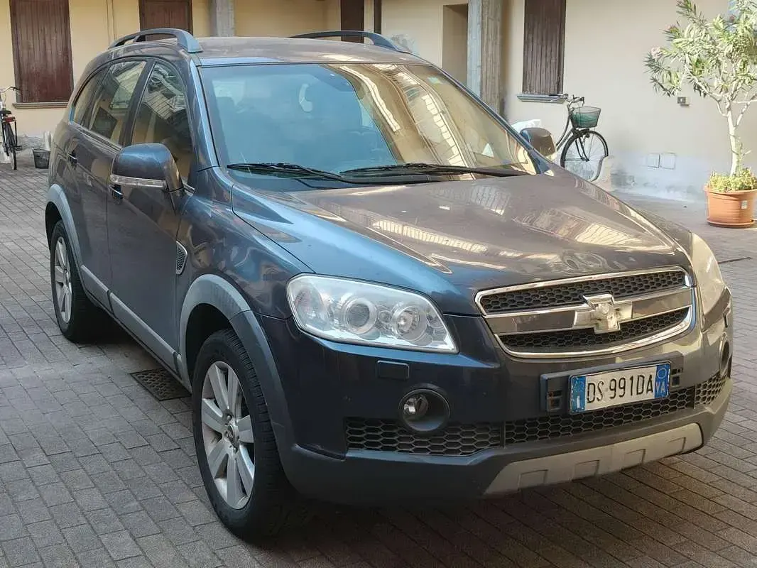 Usata Chevrolet Captiva LT 150 CV (110 kW) 2008 Nero SUV