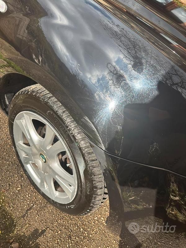 Usata Alfa Romeo MiTo 78 CV (57 kW) 2011 Nero Utilitaria