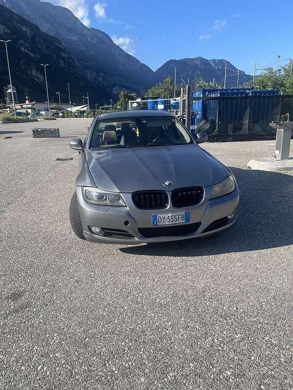 Usata BMW 320 177 CV (130 kW) 2009 Grigio Berlina