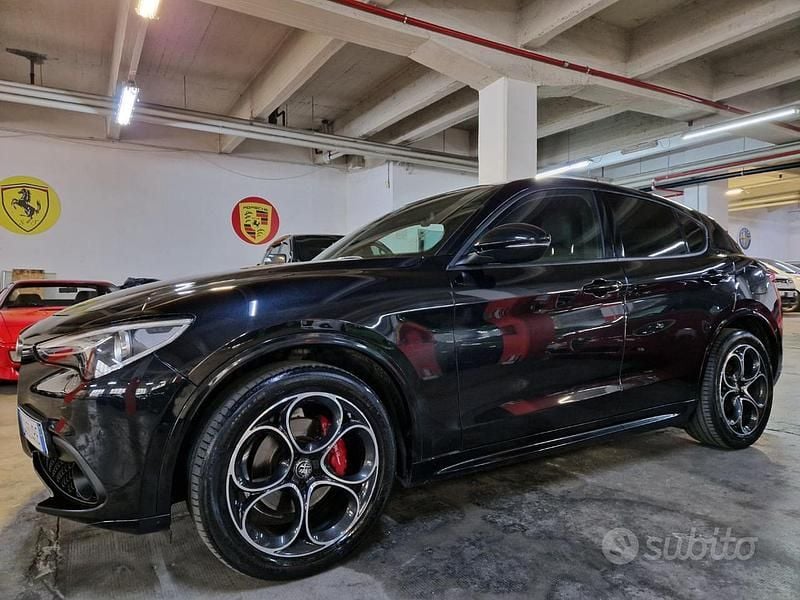 Usata Alfa Romeo Stelvio Veloce 209 CV (153 kW) 2021 Nero SUV