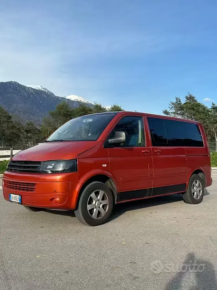 Usata VW T5 174 CV (127 kW) 2003 Arancione Furgone