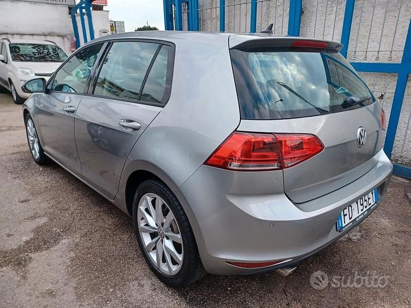 Usata VW Golf VII Highline 110 CV (80 kW) 2016 Grigio Berlina