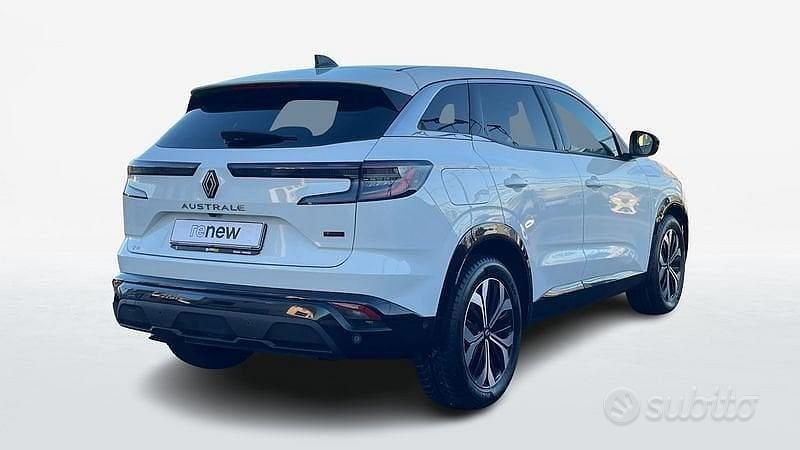 Usata Renault Austral Techno 200 CV (147 kW) 2023 Bianco SUV