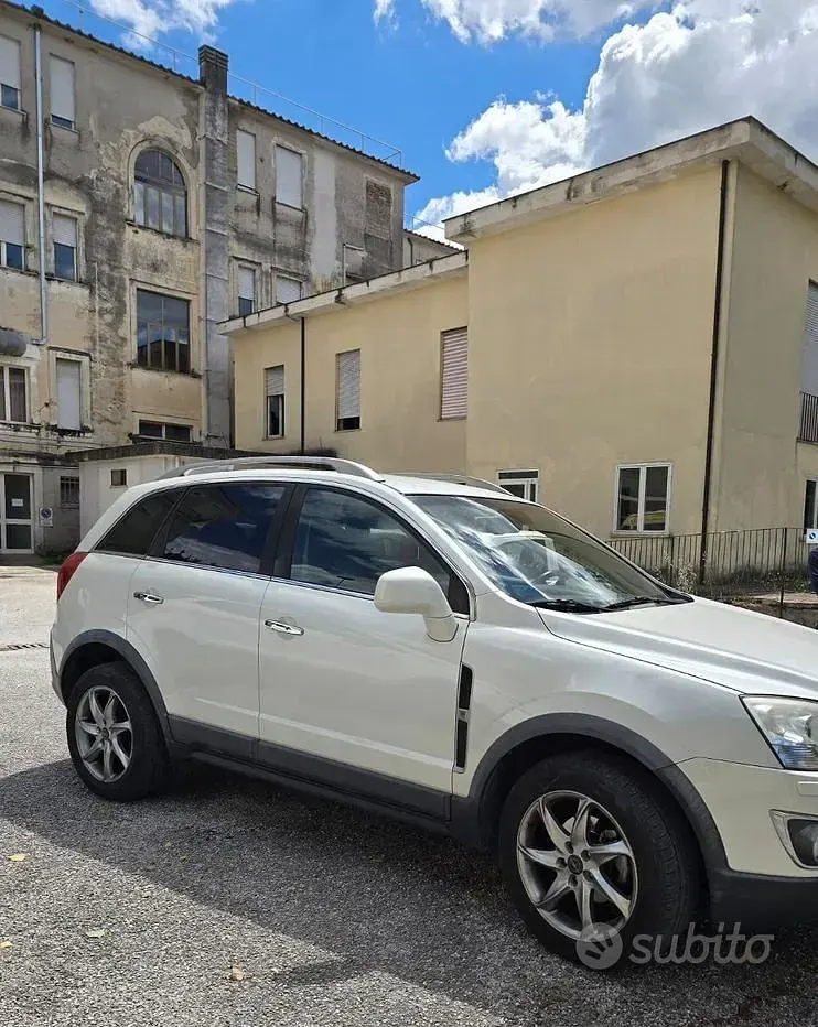 Usata Opel Antara 184 CV (135 kW) 2011 Bianco SUV